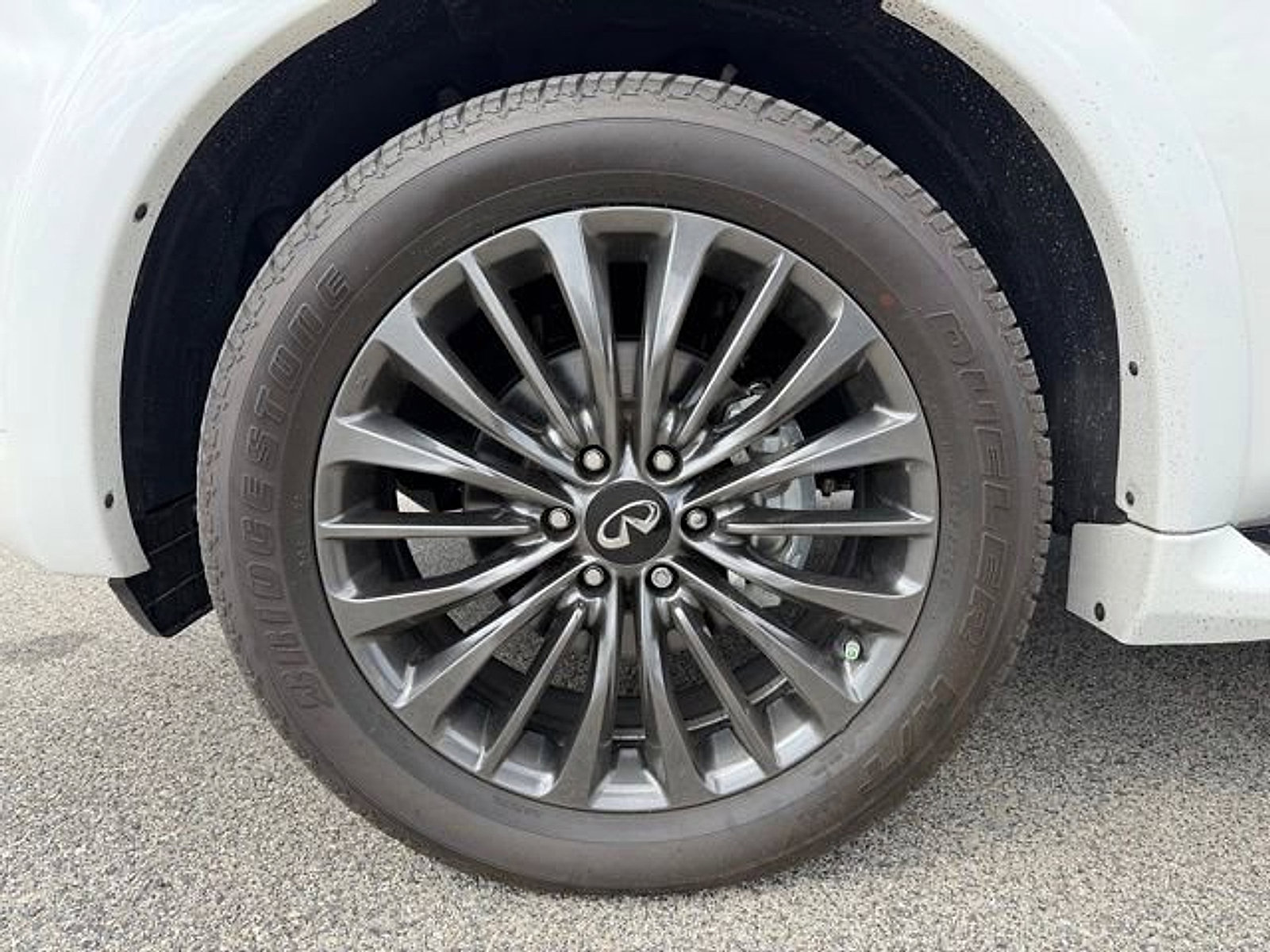 Certified 2024 INFINITI QX80 Sensory image 23