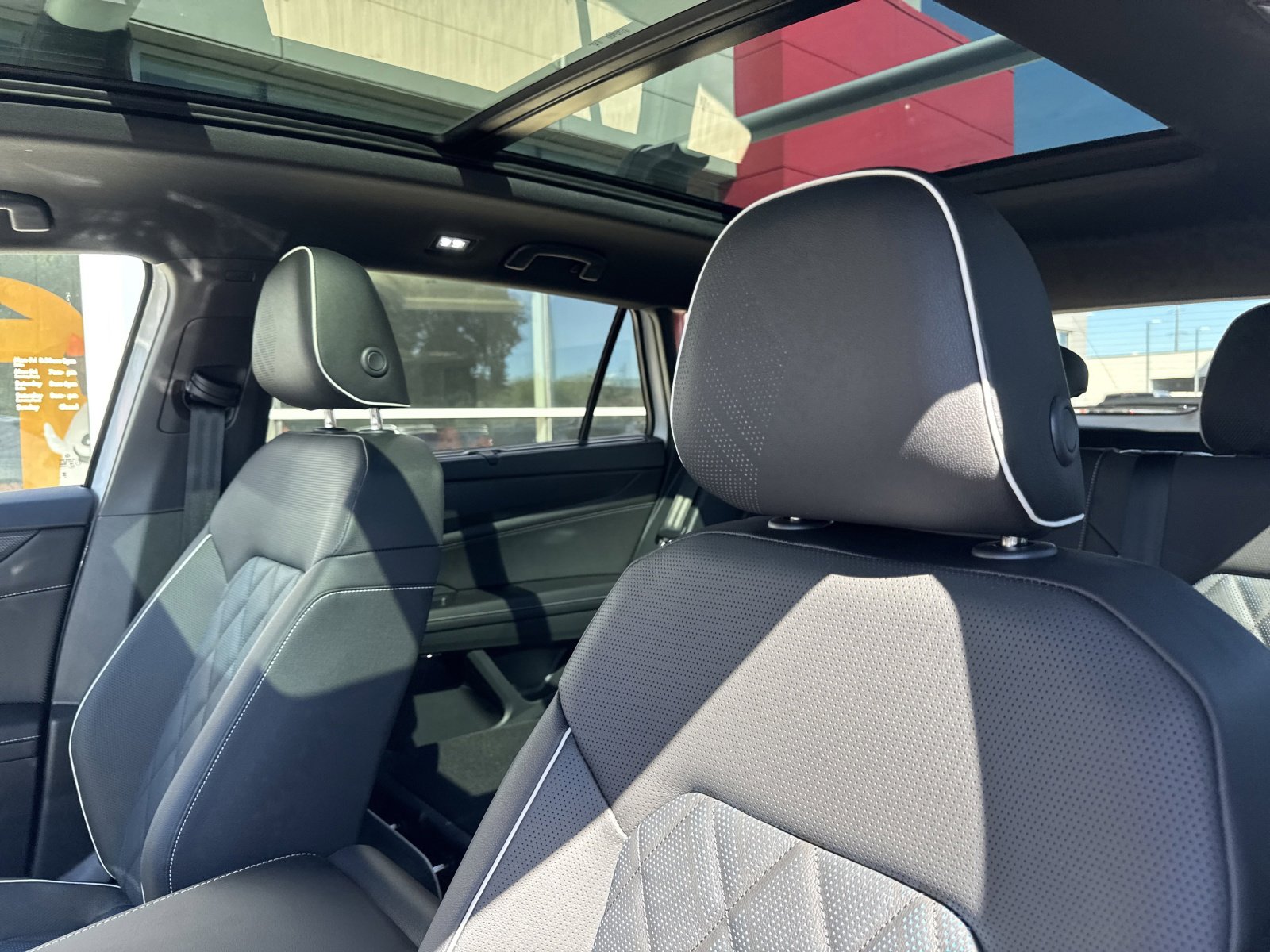 New 2026 Volkswagen Atlas Cross Sport SEL Premium R-Line image 16