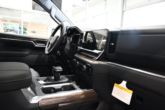 New 2026 Chevrolet Silverado 1500 LT Trail Boss w/ LT Trail Boss Premium Package AWD/4WD image 14