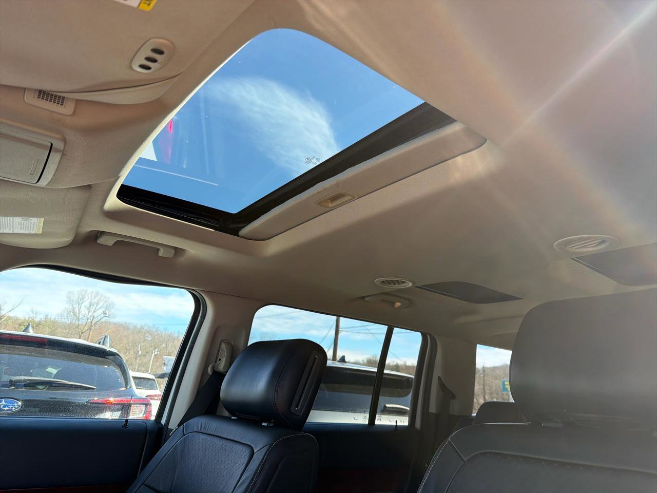 Used 2011 Ford Flex Limited w/ Rapid Spec Order Code image 21