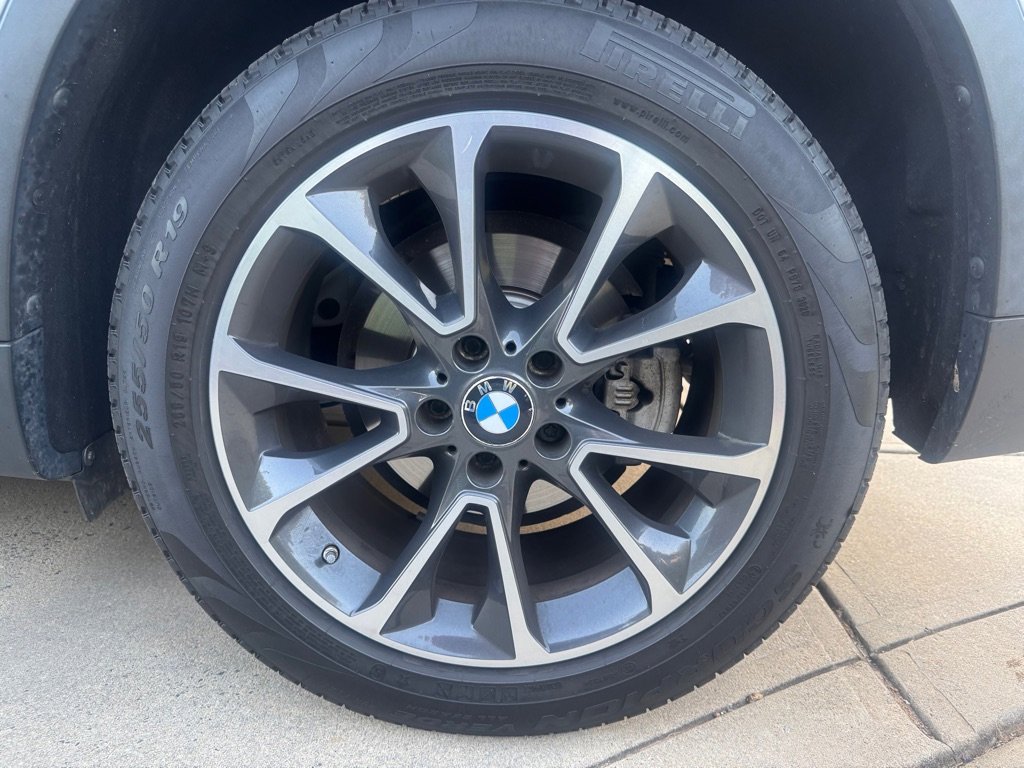 Used 2017 BMW X5 xDrive40e image 28