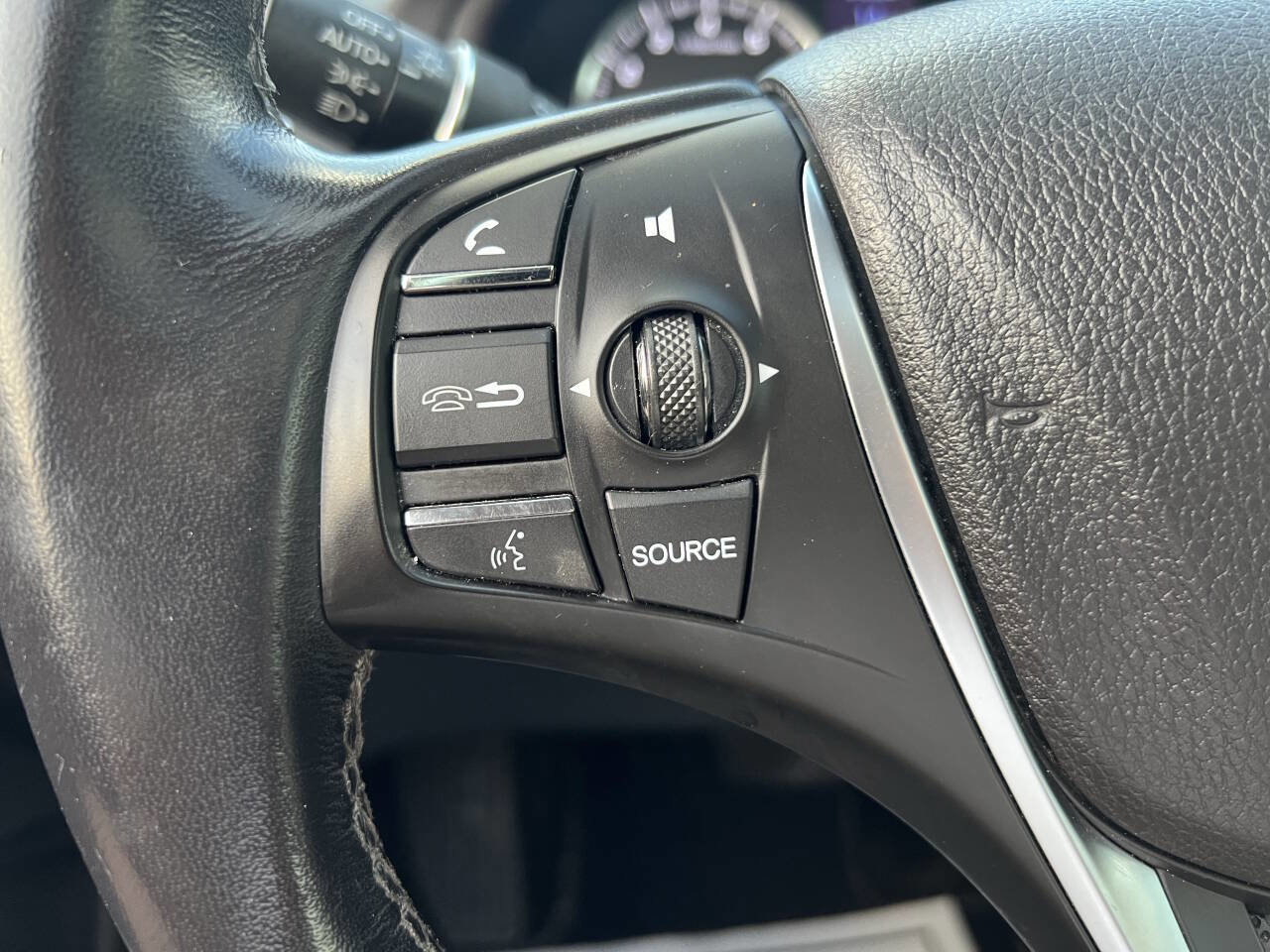 Used 2016 Acura TLX image 31