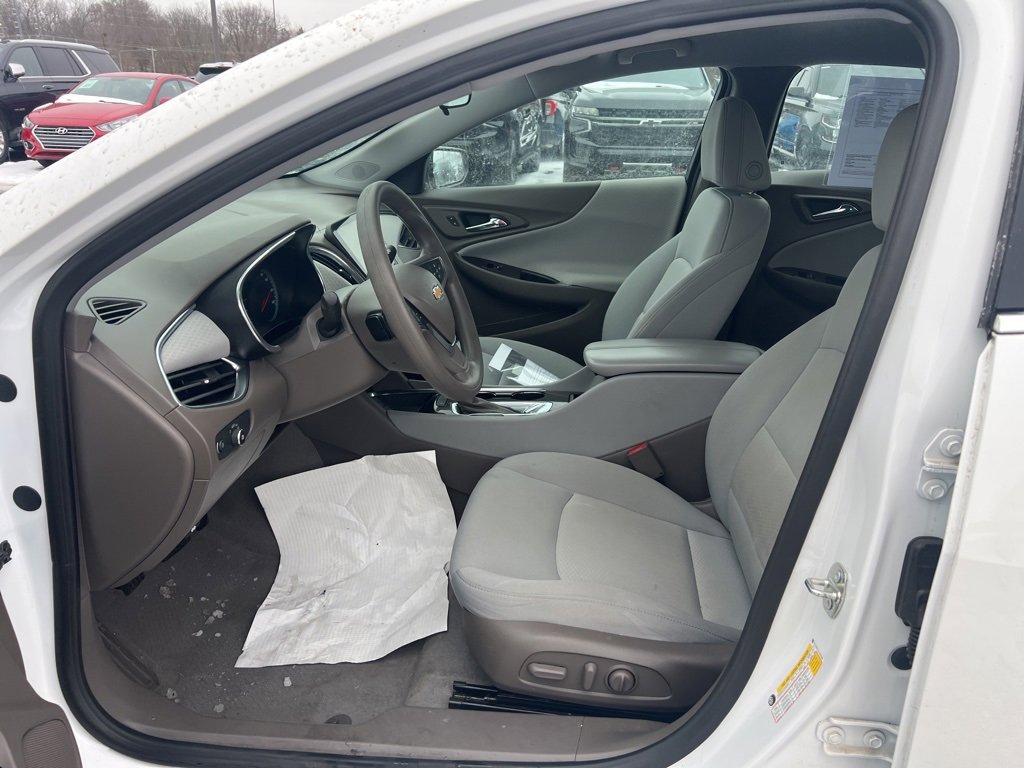 Used 2020 Chevrolet Malibu LT image 7