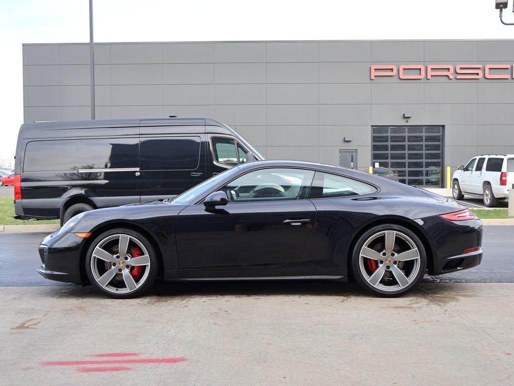 Used 2017 Porsche 911 Carrera 4S image 4
