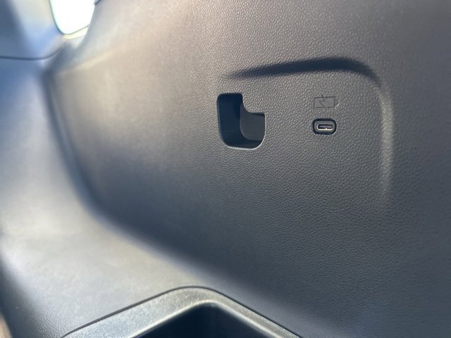New 2026 Chevrolet Traverse LT w/ LPO, Floor Liner Package image 32