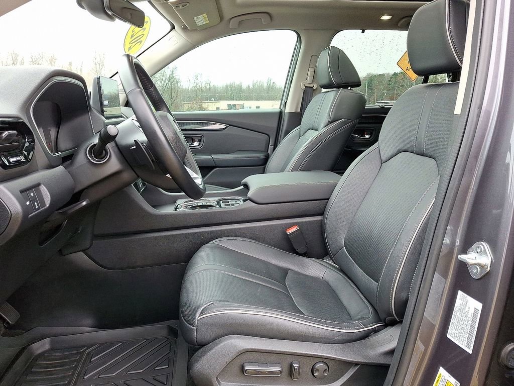 Certified 2023 Honda Pilot Elite image 13
