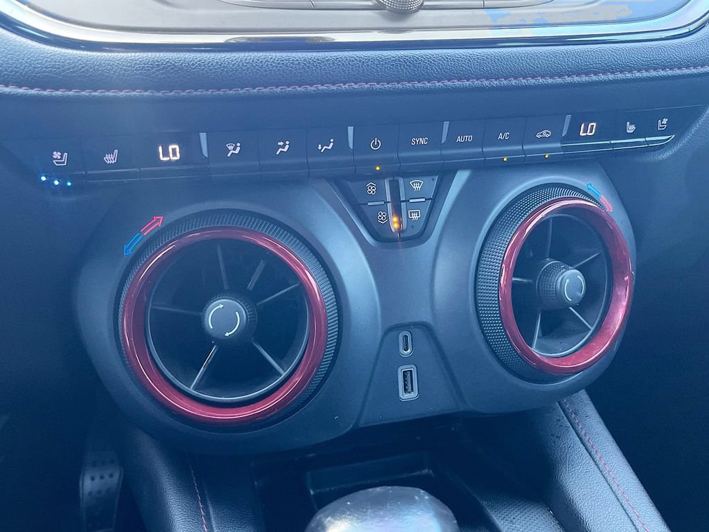 Used 2019 Chevrolet Blazer RS FWD image 16