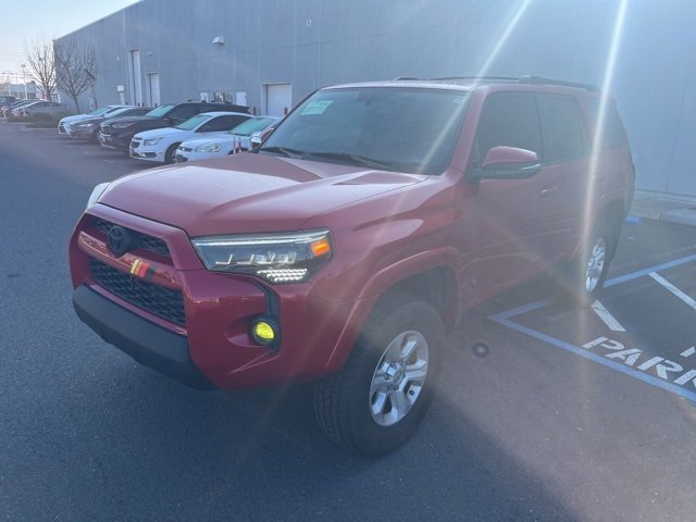 Used 2014 Toyota 4Runner SR5 image 3