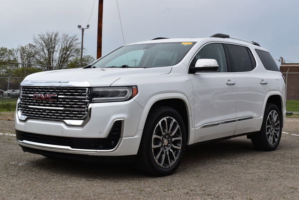 Used 2020 GMC Acadia Denali w/ Technology Package image 1