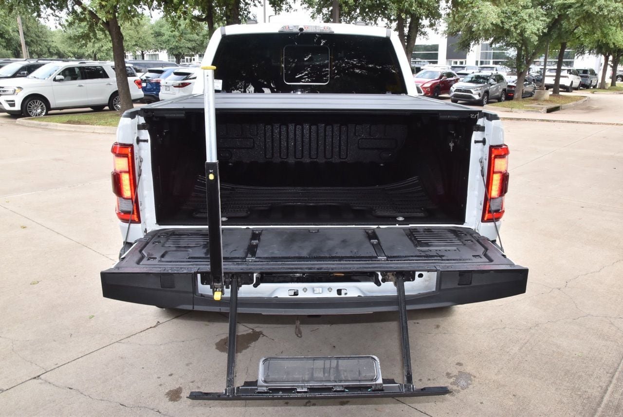 Used 2022 Ford F150 Raptor w/ Raptor 37 Performance Package AWD/4WD image 42