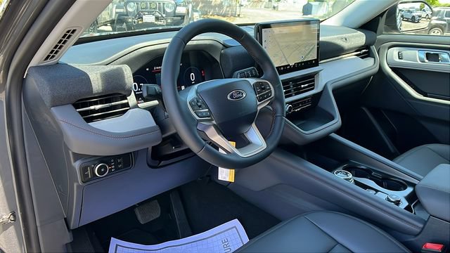 New 2026 Ford Explorer Active w/ Active Comfort Package RWD image 14