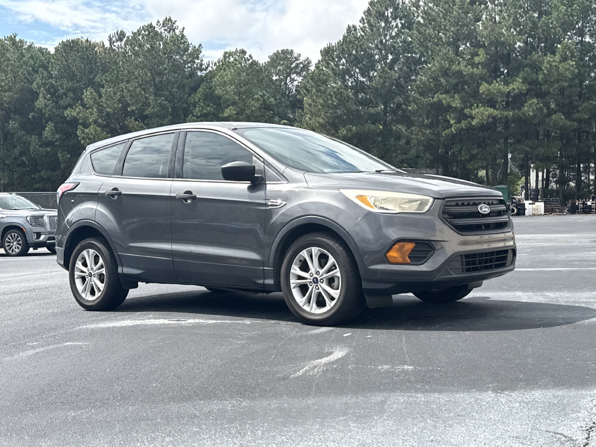 Used 2017 Ford Escape S FWD image 28