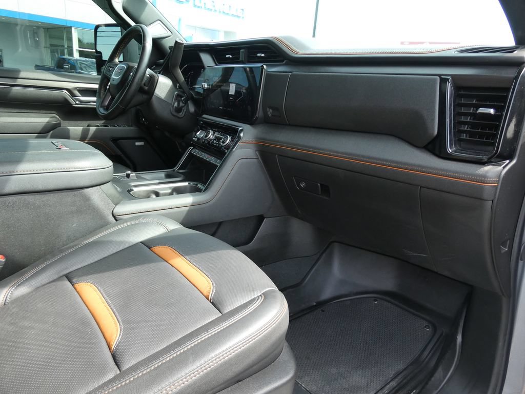 Certified 2025 GMC Sierra 2500 AT4 w/ AT4 Premium Plus Package AWD/4WD image 15