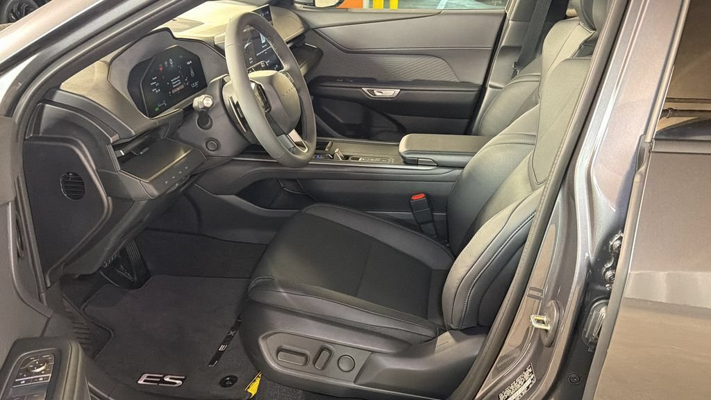 New 2026 Lexus ES 500e AWD/4WD image 16
