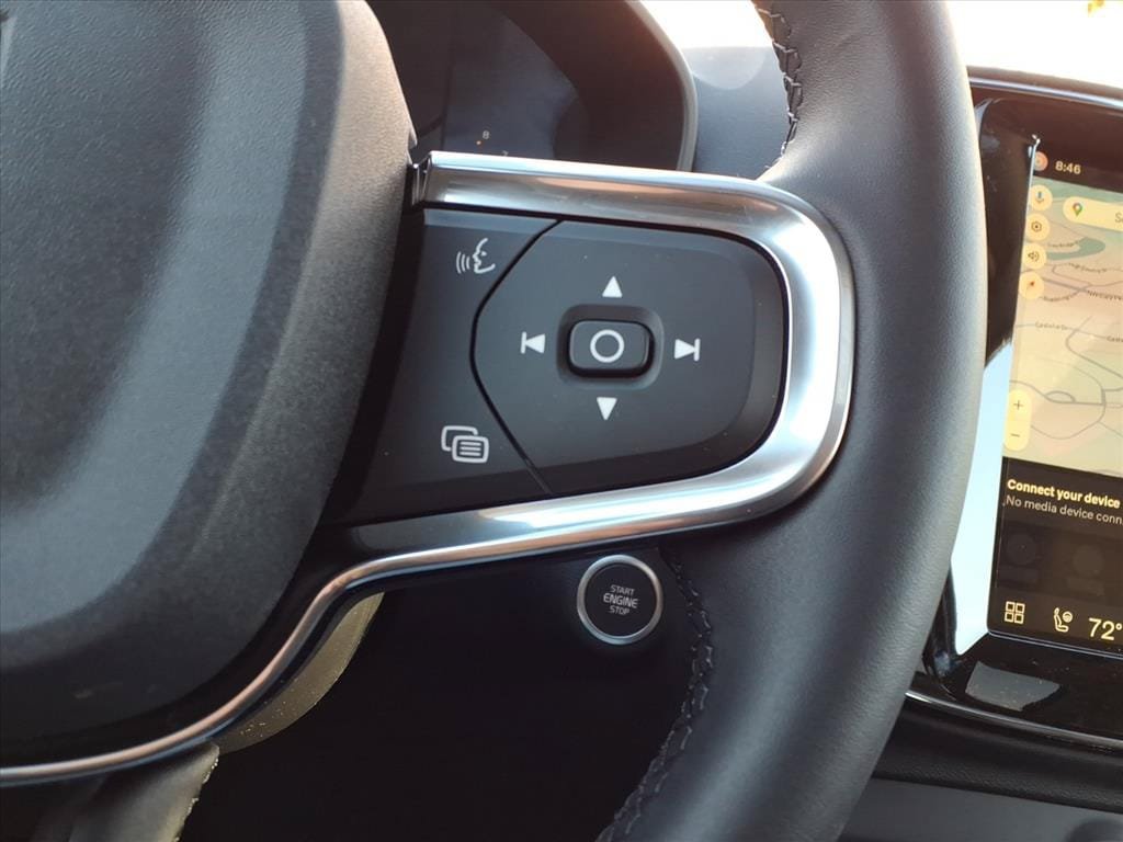 New 2026 Volvo XC40 B5 Core w/ Climate Package AWD/4WD image 23