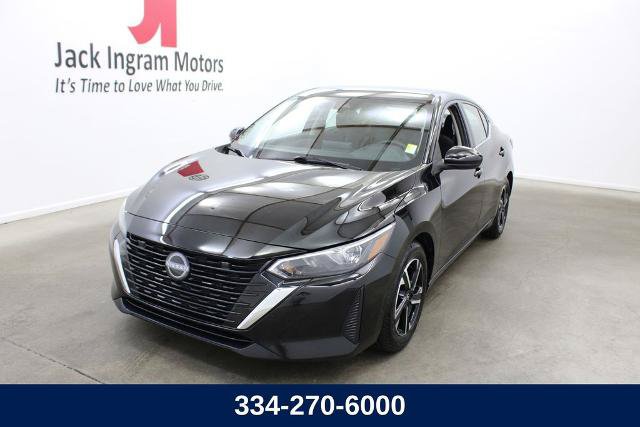 Certified 2025 Nissan Sentra SV FWD image 1