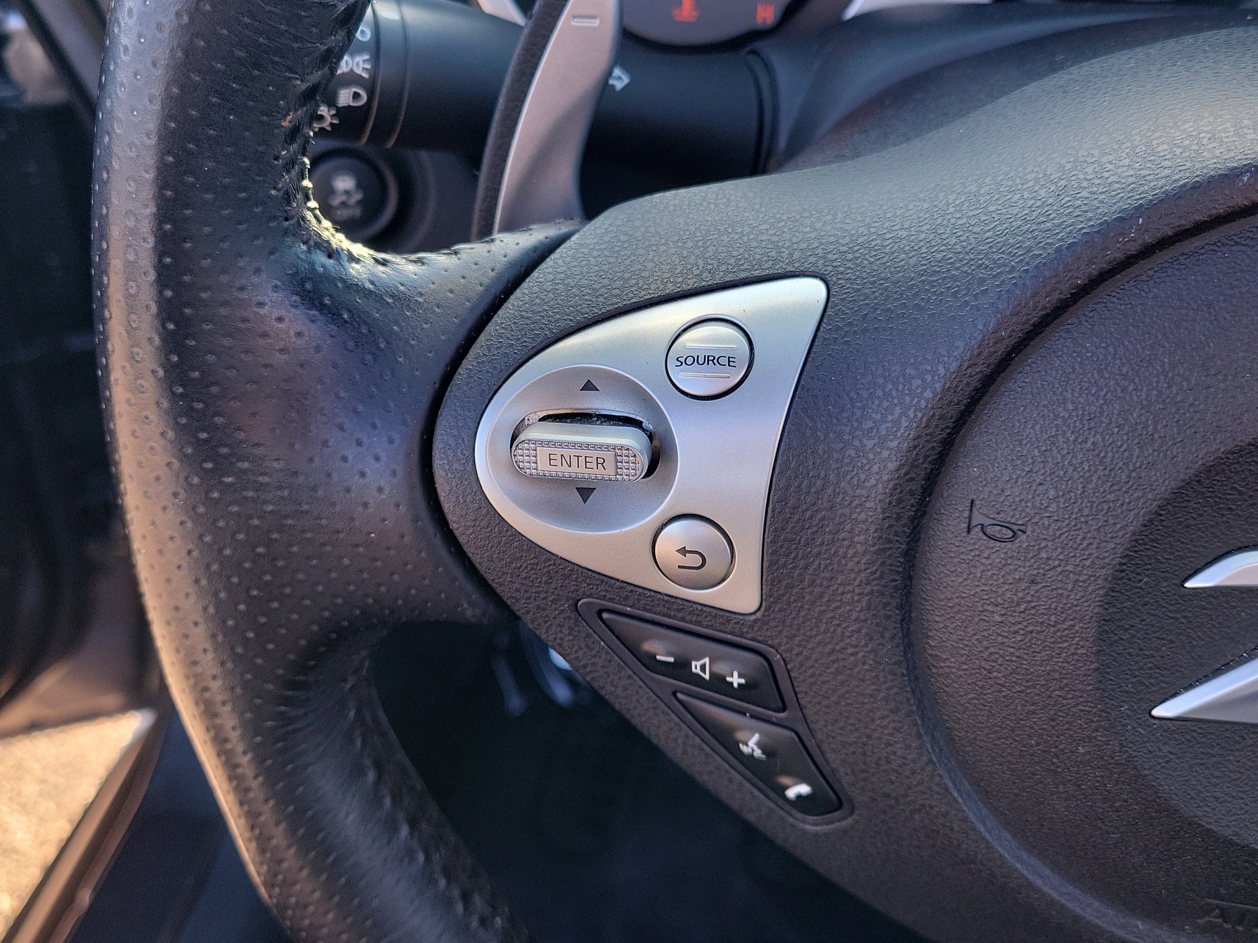 Used 2018 Nissan 370Z Touring Sport image 21