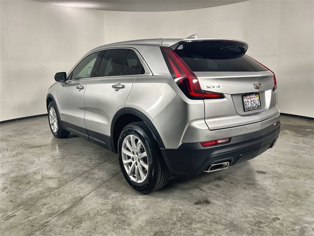 Certified 2022 Cadillac XT4 Luxury image 6