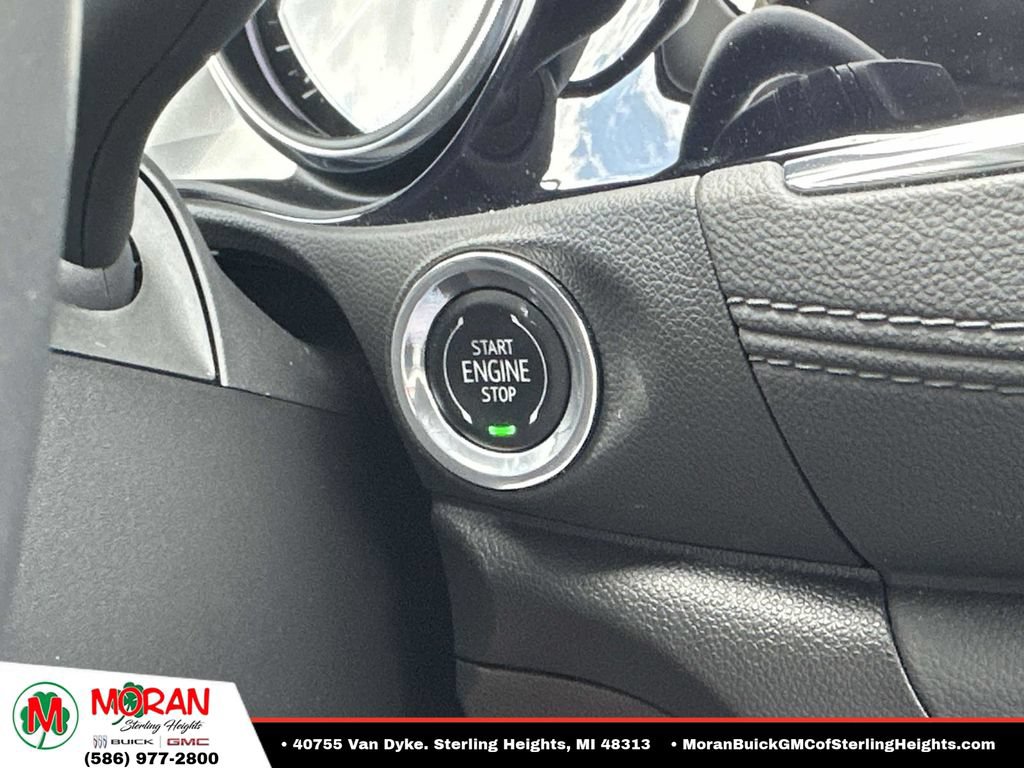 Certified 2023 Buick Encore GX Select AWD/4WD image 31