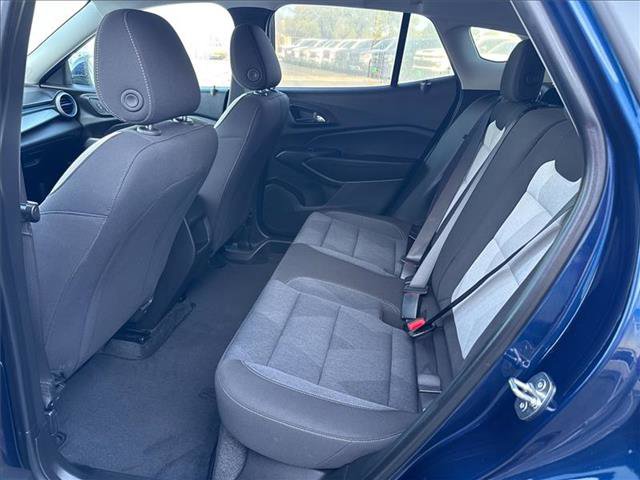 Used 2024 Chevrolet Trax LS w/ LS Convenience Package image 15