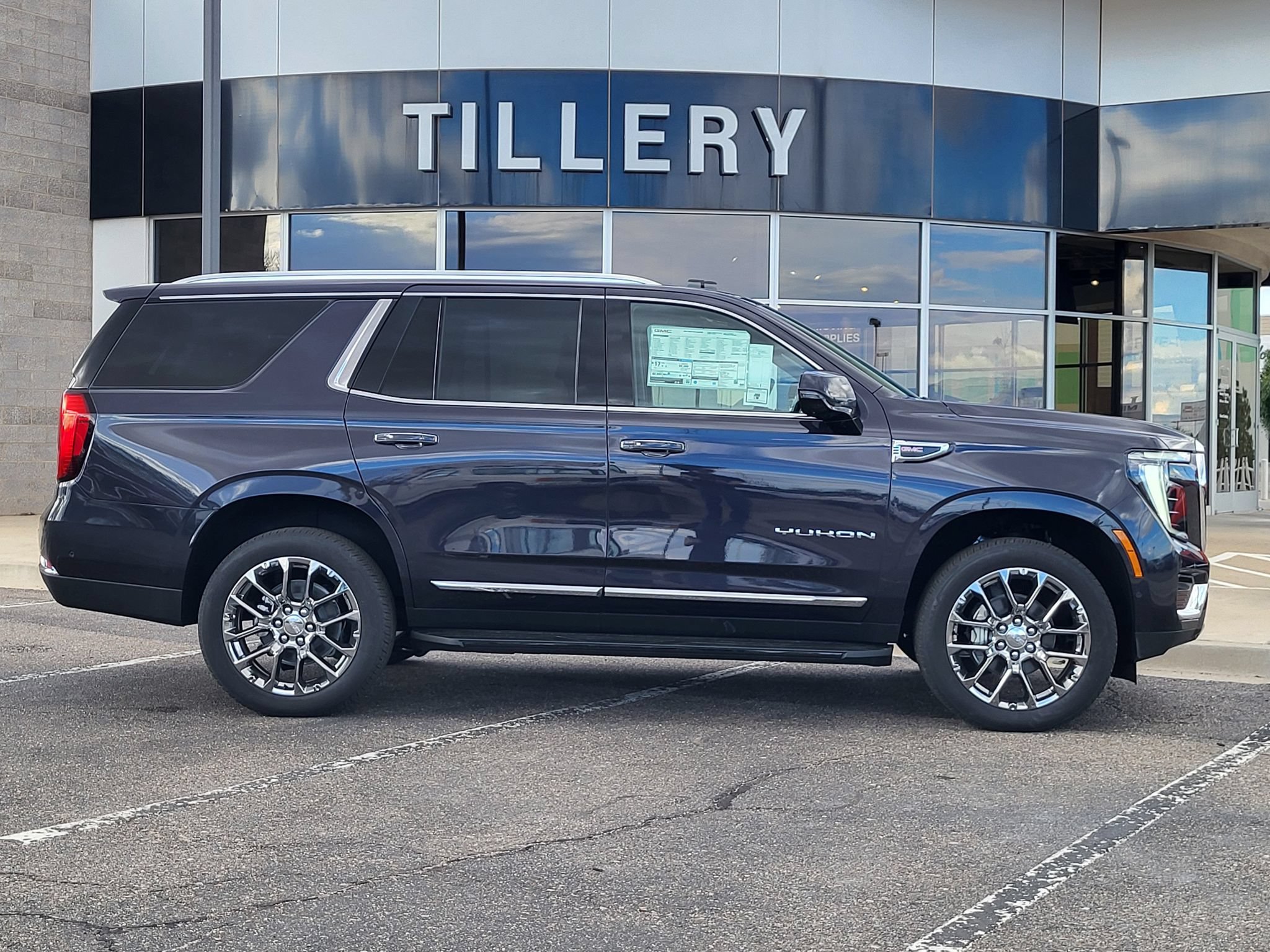 New 2026 GMC Yukon Elevation w/ Elevation Premium Package AWD/4WD image 1