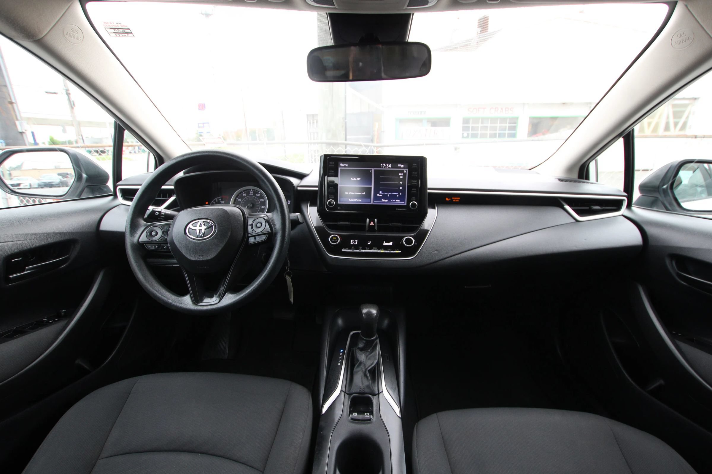 Used 2022 Toyota Corolla LE FWD image 13