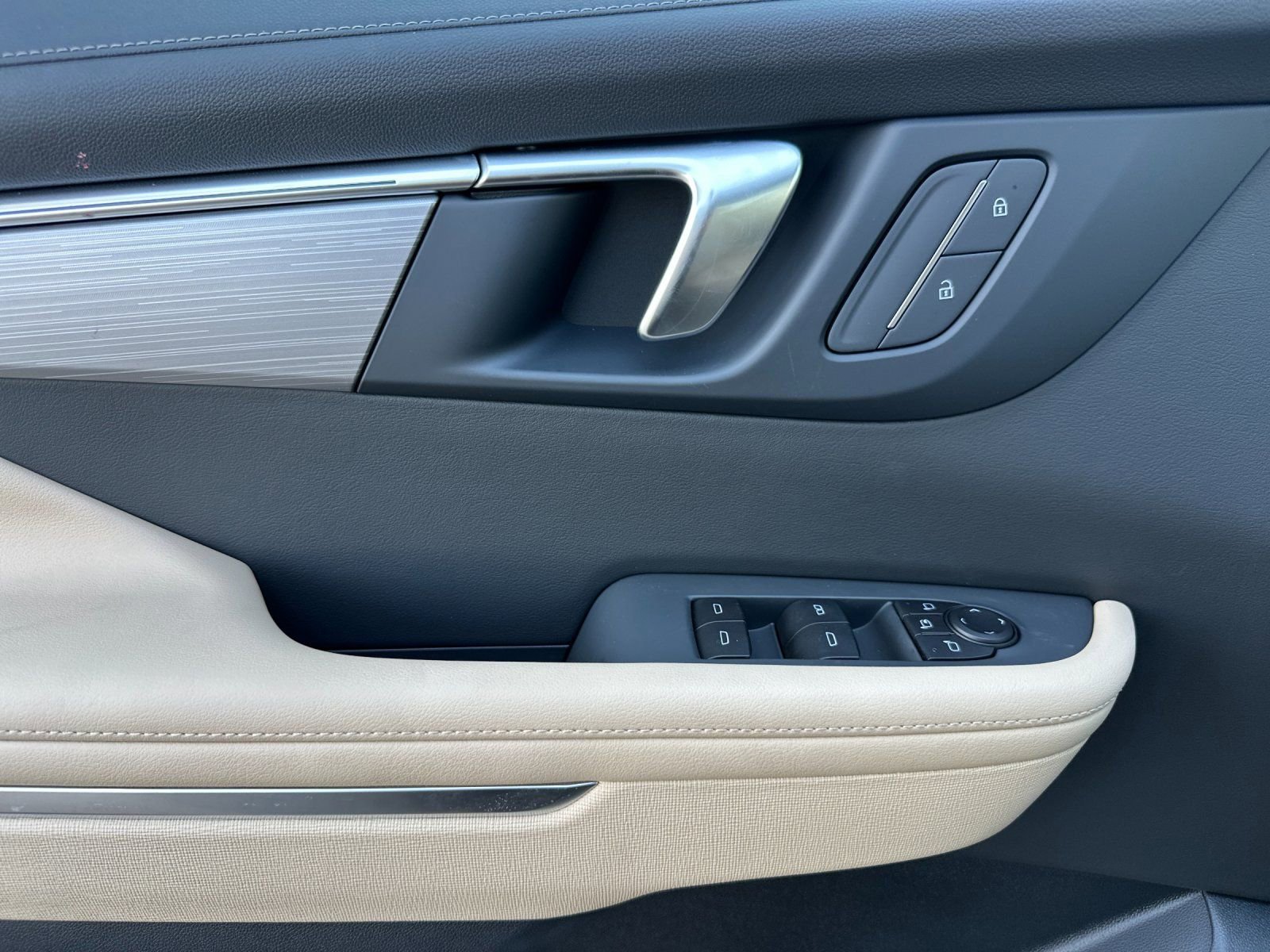 New 2026 Buick Enclave Preferred FWD image 11