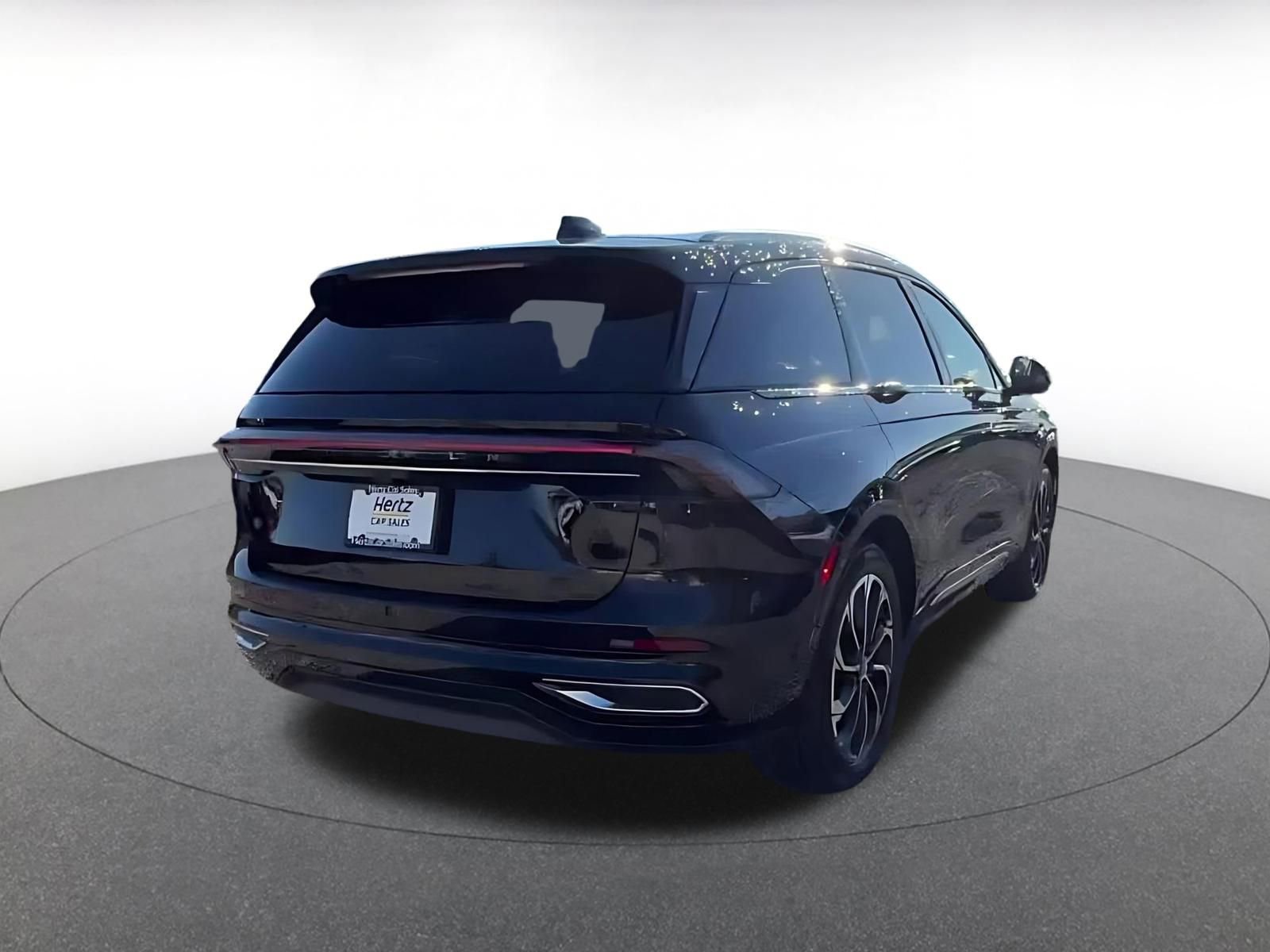 Used 2024 Lincoln Nautilus Reserve image 15