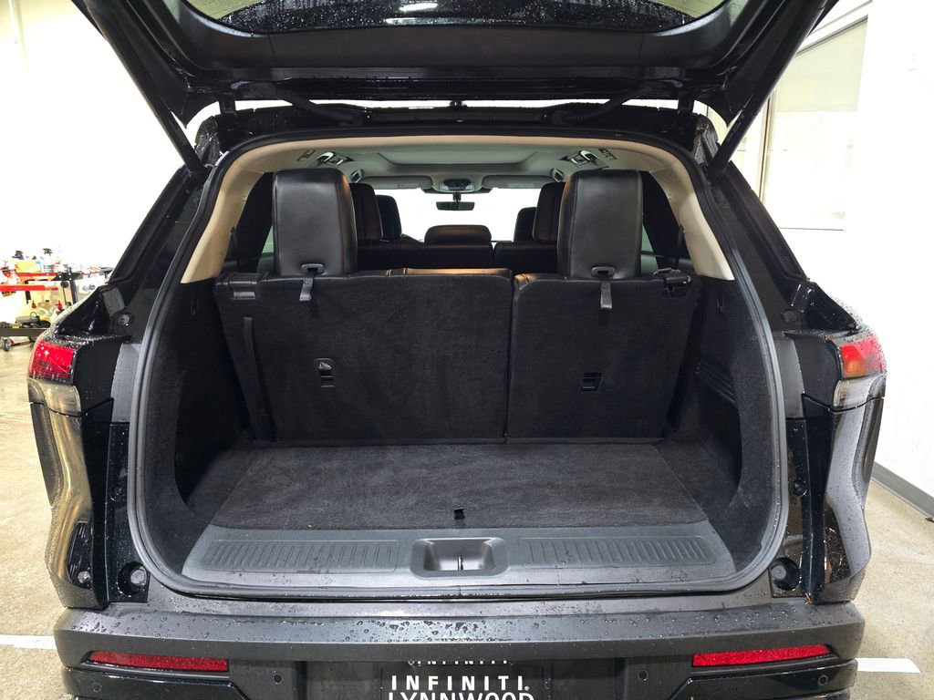 Certified 2024 INFINITI QX60 Pure image 22