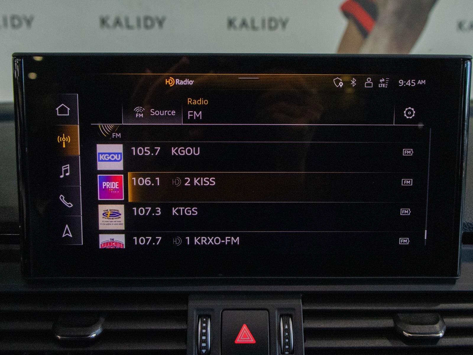 Used 2023 Audi SQ5 Prestige w/ Prestige Package image 9