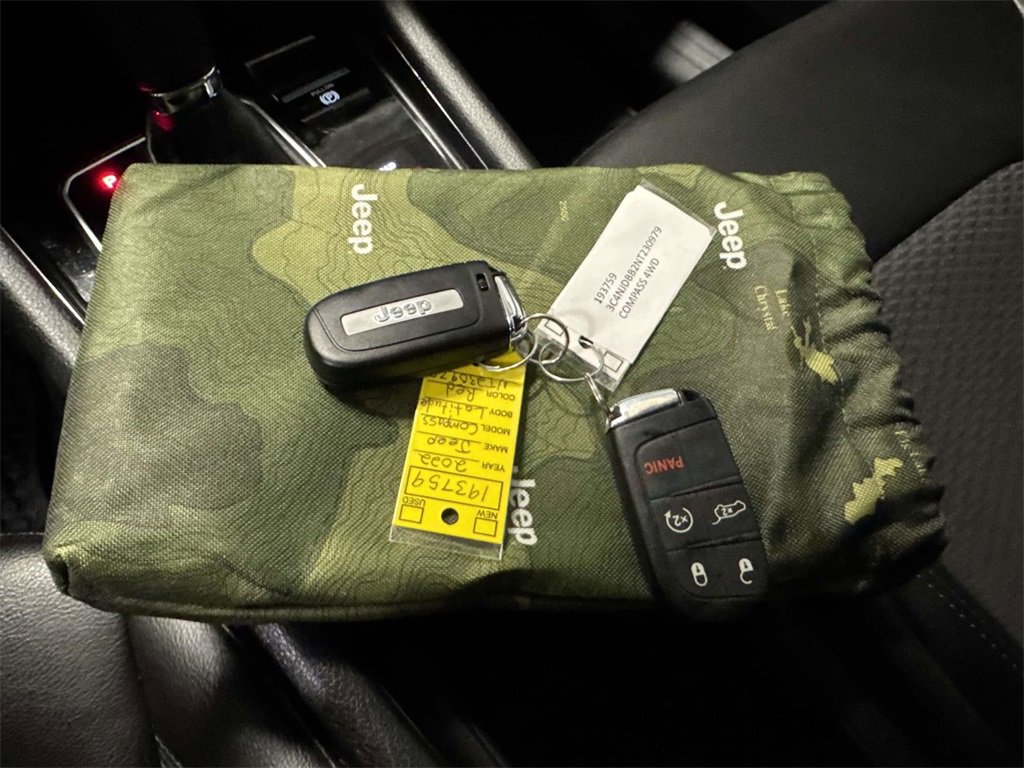 Used 2022 Jeep Compass Latitude w/ Convenience Group image 33