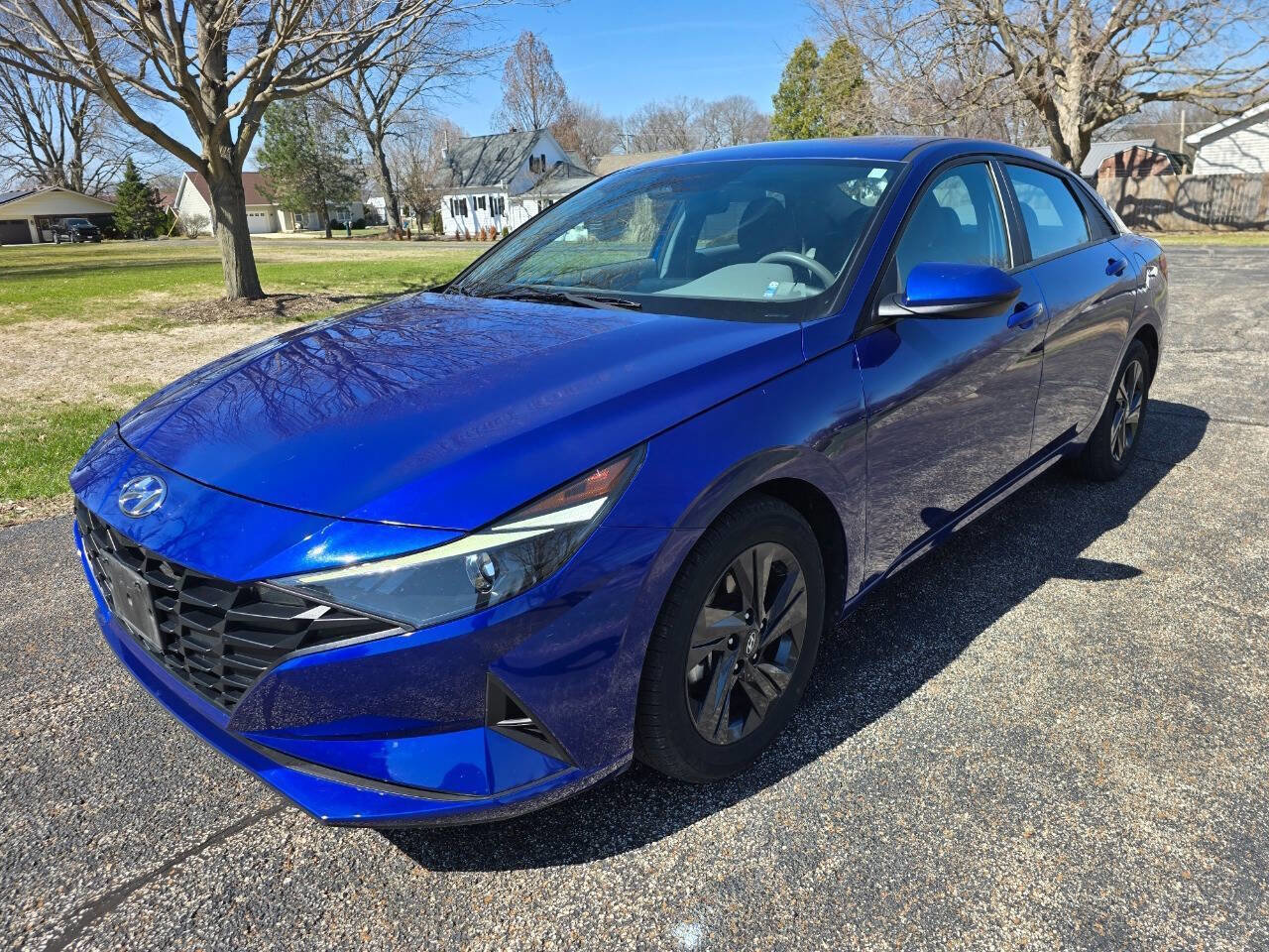 Used 2022 Hyundai Elantra SEL FWD image 3