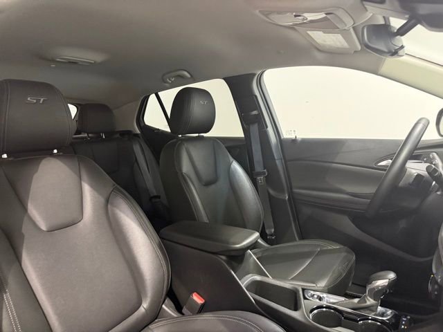 Certified 2024 Buick Encore GX Sport Touring image 24