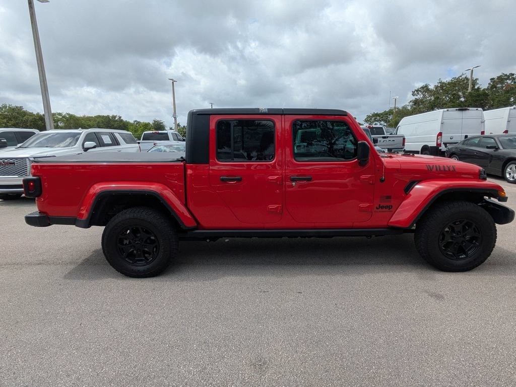 Used 2022 Jeep Gladiator Sport AWD/4WD image 5