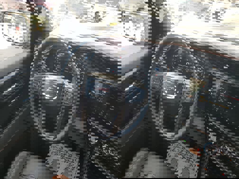 Used 2025 GMC Sierra 1500 AT4 w/ AT4 Preferred Package image 18