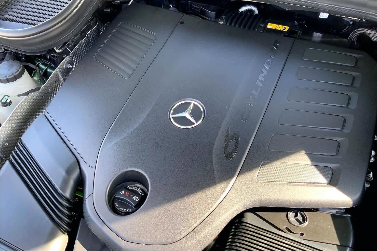 New 2026 Mercedes-Benz GLS 450 4MATIC image 27