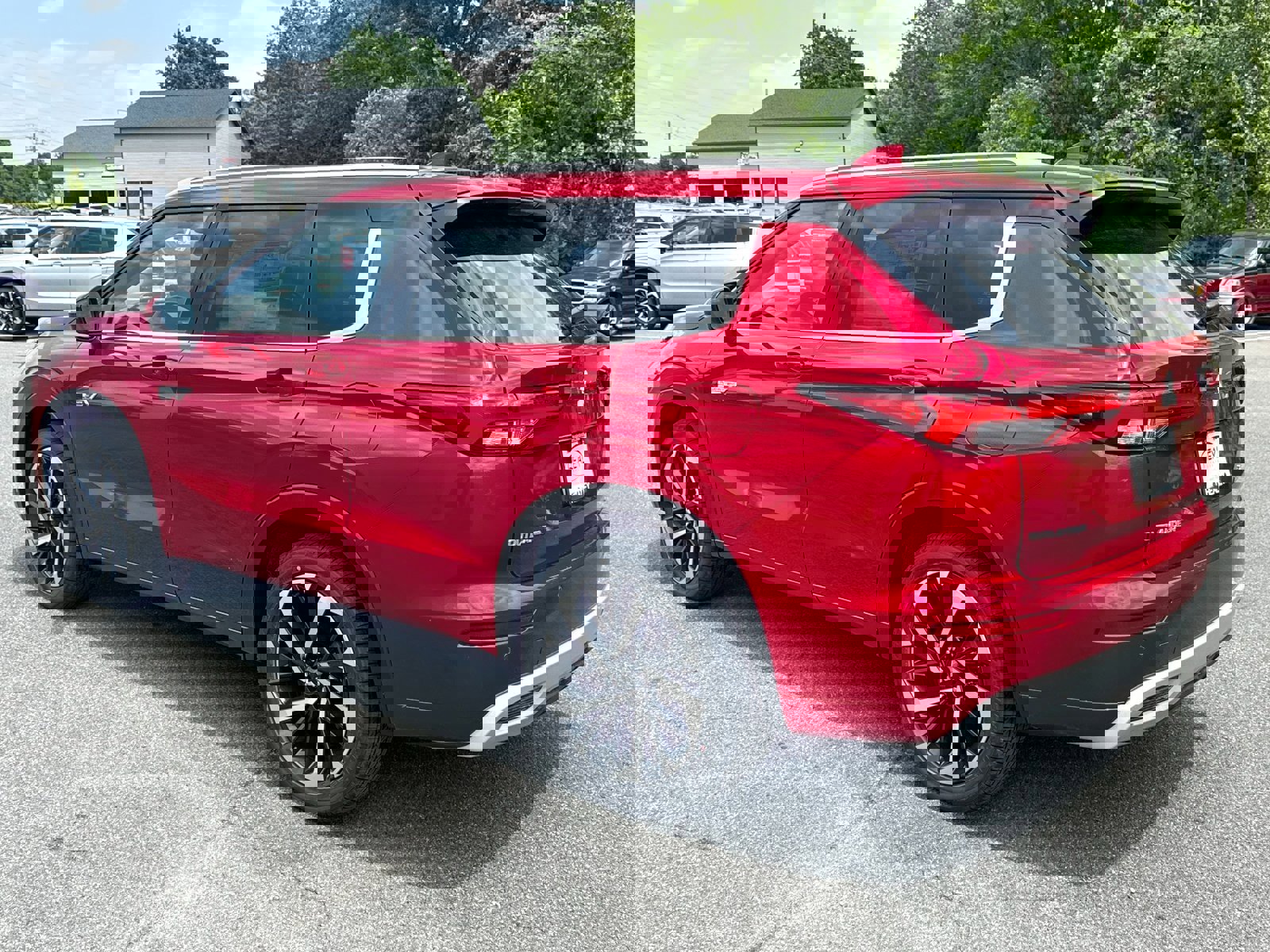 New 2025 Mitsubishi Outlander SEL image 2