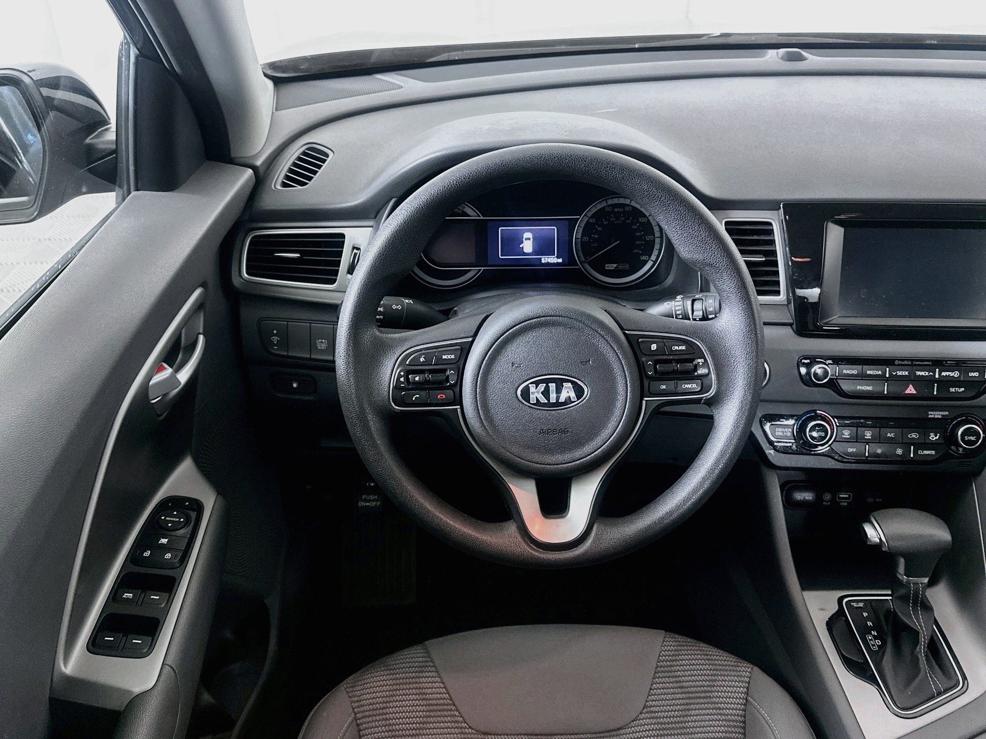 Used 2019 Kia Niro LX FWD image 17