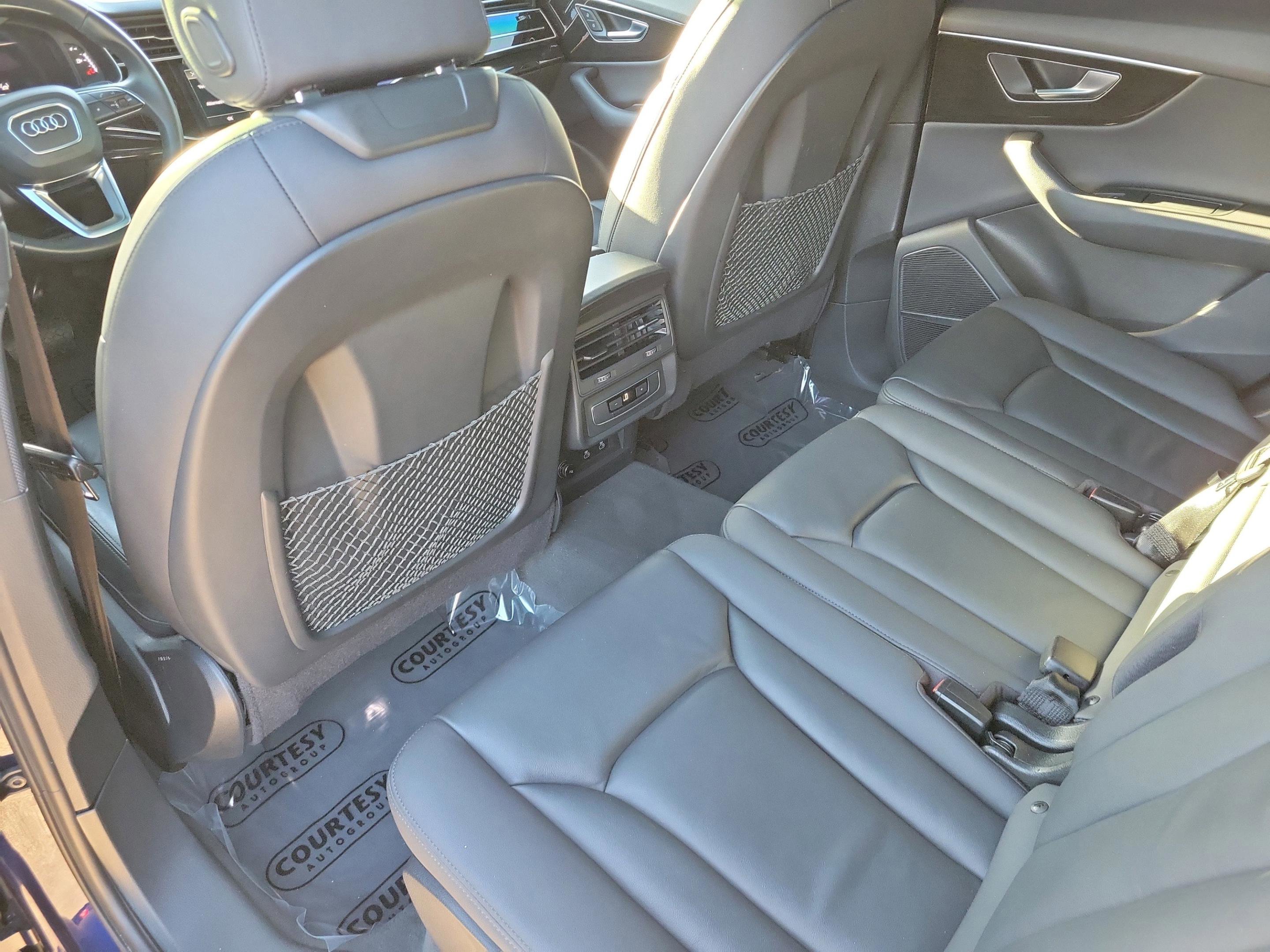 Used 2022 Audi Q7 Premium Plus w/ Premium Plus Package image 27