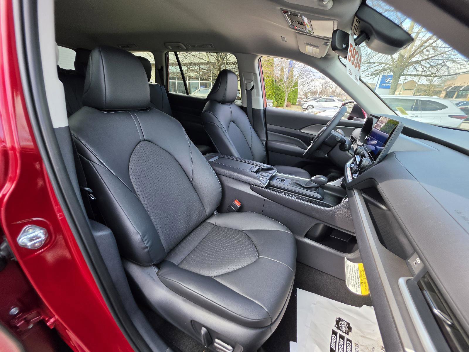 New 2026 Toyota Grand Highlander XLE image 19