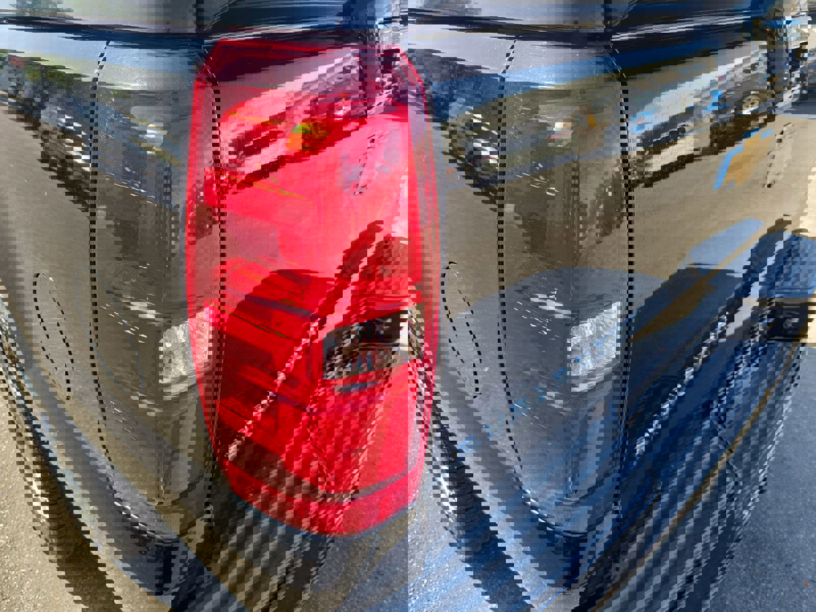 Used 2013 Chevrolet Avalanche LT w/ All-Star Edition image 36