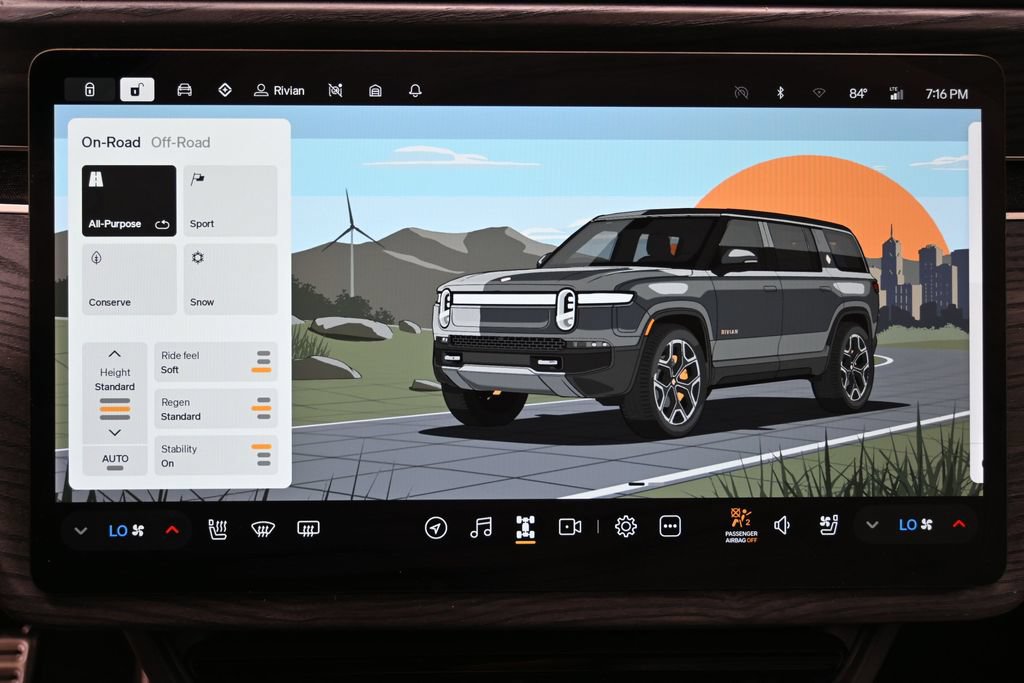 Used 2023 Rivian R1S Adventure Quad AWD/4WD image 27