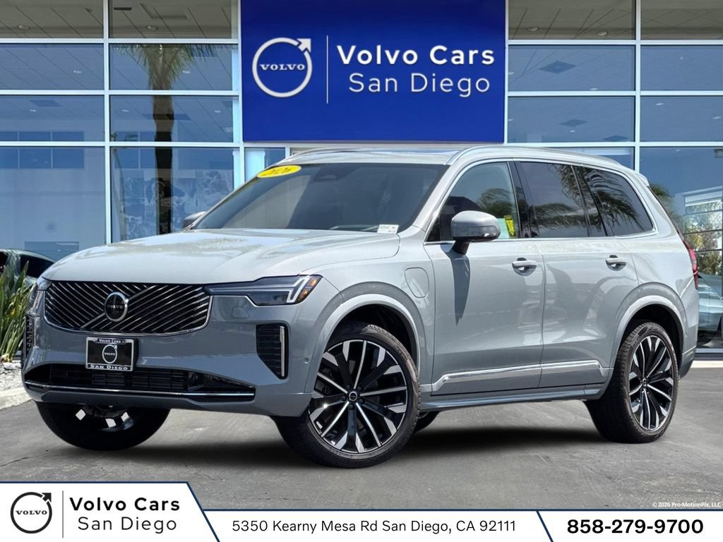 New 2026 Volvo XC90 T8 Ultra w/ Protection Package Premier AWD/4WD image 1