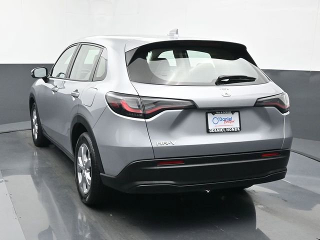 Used 2023 Honda HR-V LX image 3