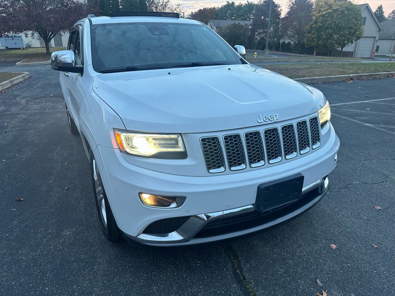 Used 2016 Jeep Grand Cherokee Summit image 16