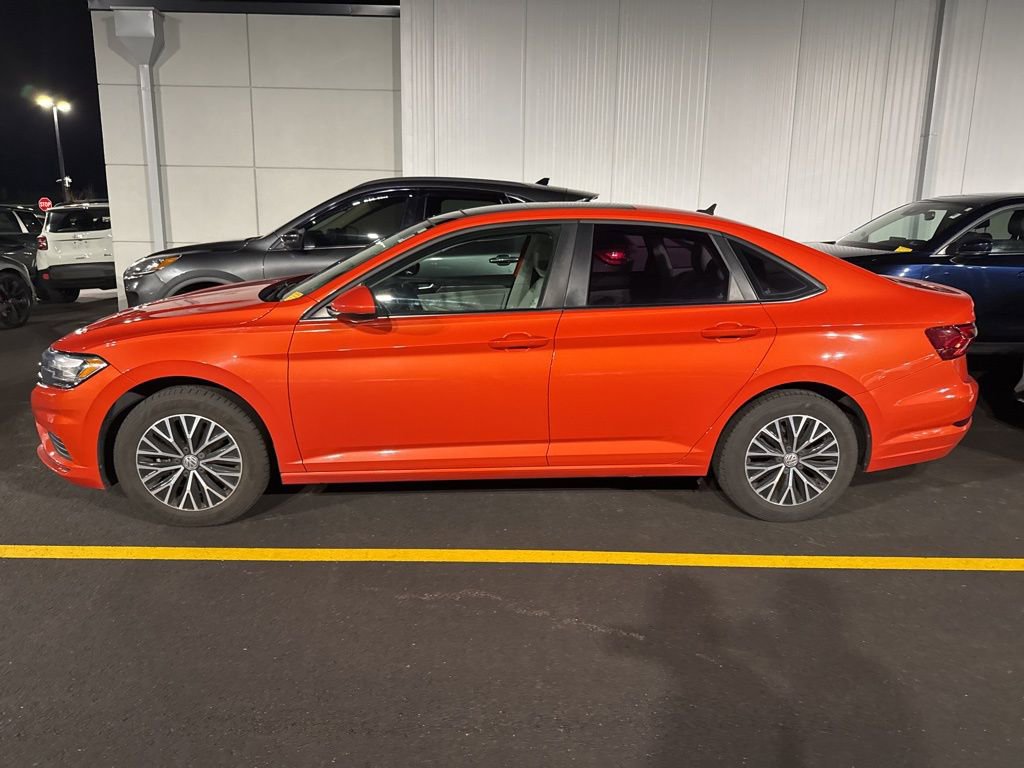 Used 2020 Volkswagen Jetta SE w/ SE Cold Weather Package image 6