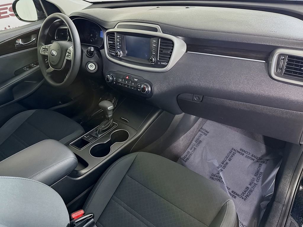 Used 2019 Kia Sorento L image 30