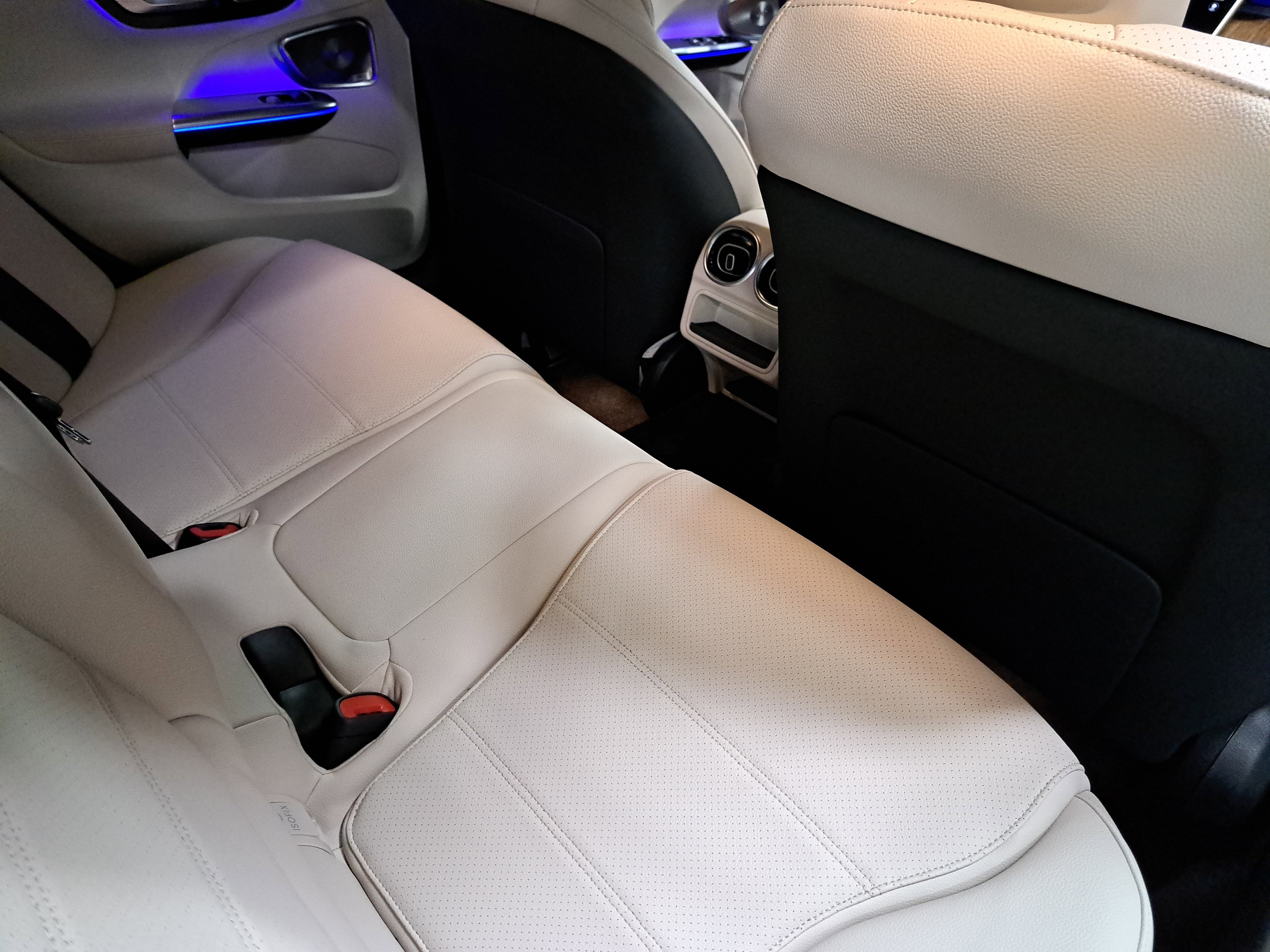 Certified 2025 Mercedes-Benz C 300 Sedan image 12