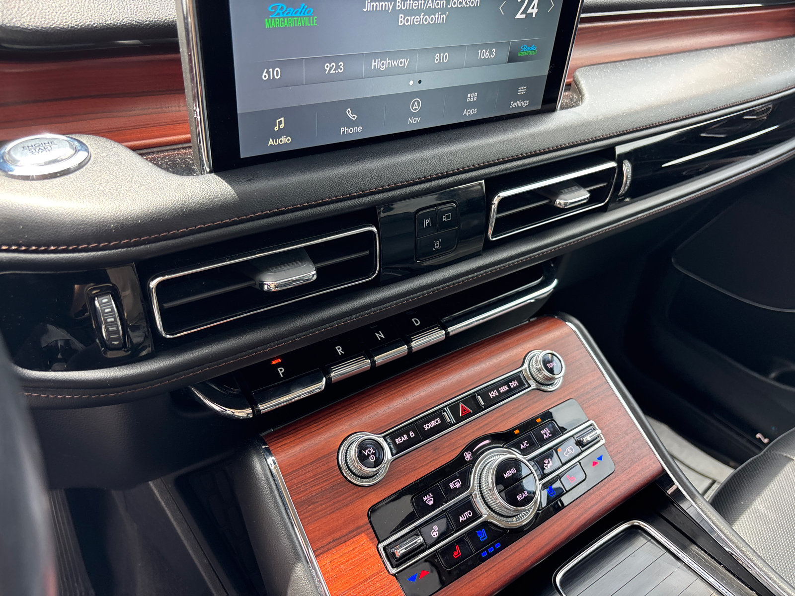 Certified 2022 Lincoln Aviator Reserve w/ Equipment Group 201A AWD/4WD image 21