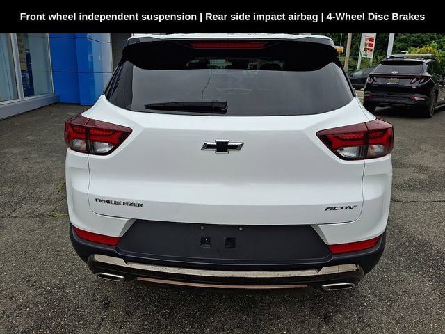 Used 2023 Chevrolet TrailBlazer ACTIV w/ Sun and Liftgate Package FWD image 9